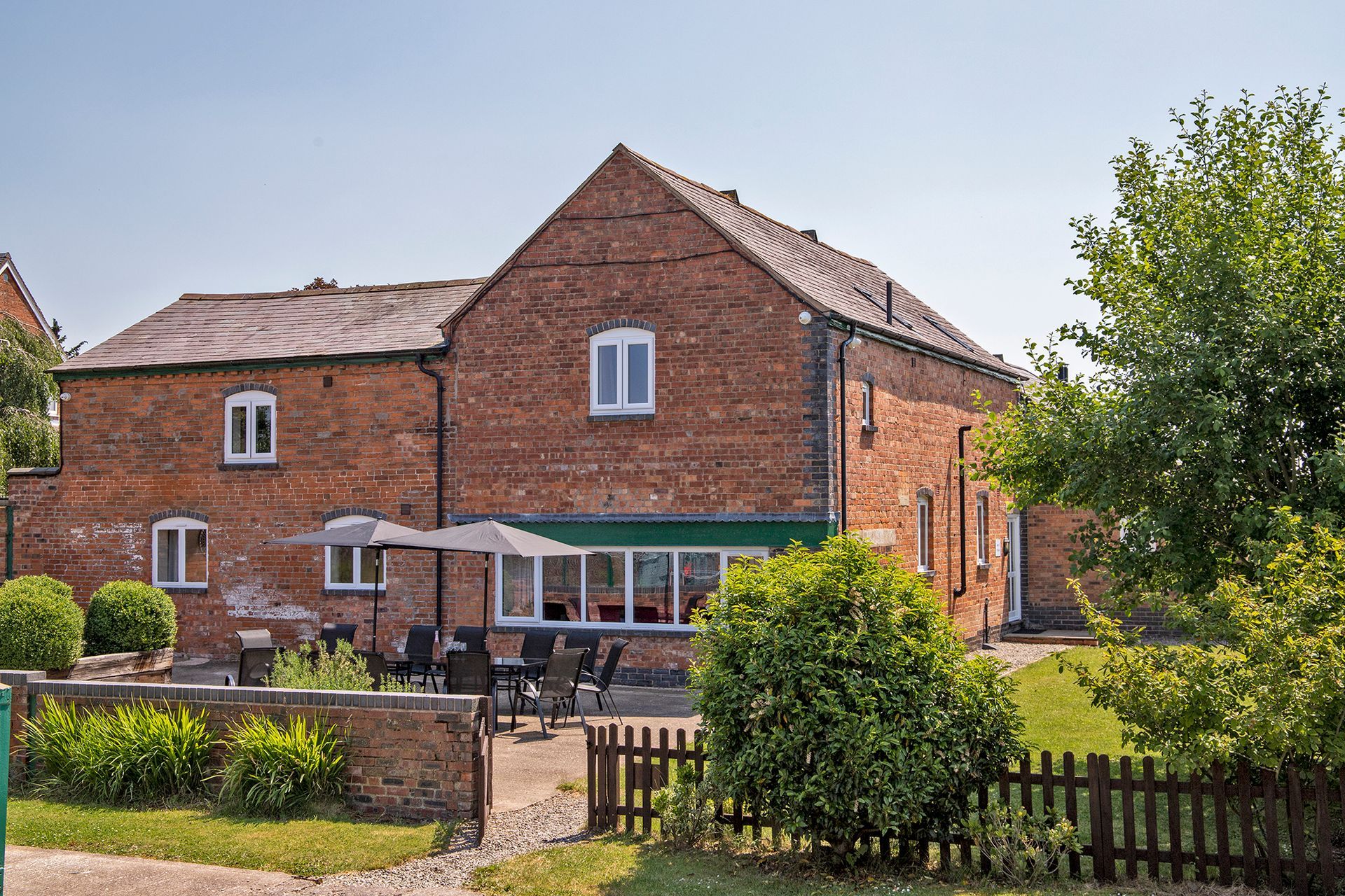 James's Parlour brick built barn with garden and patio area