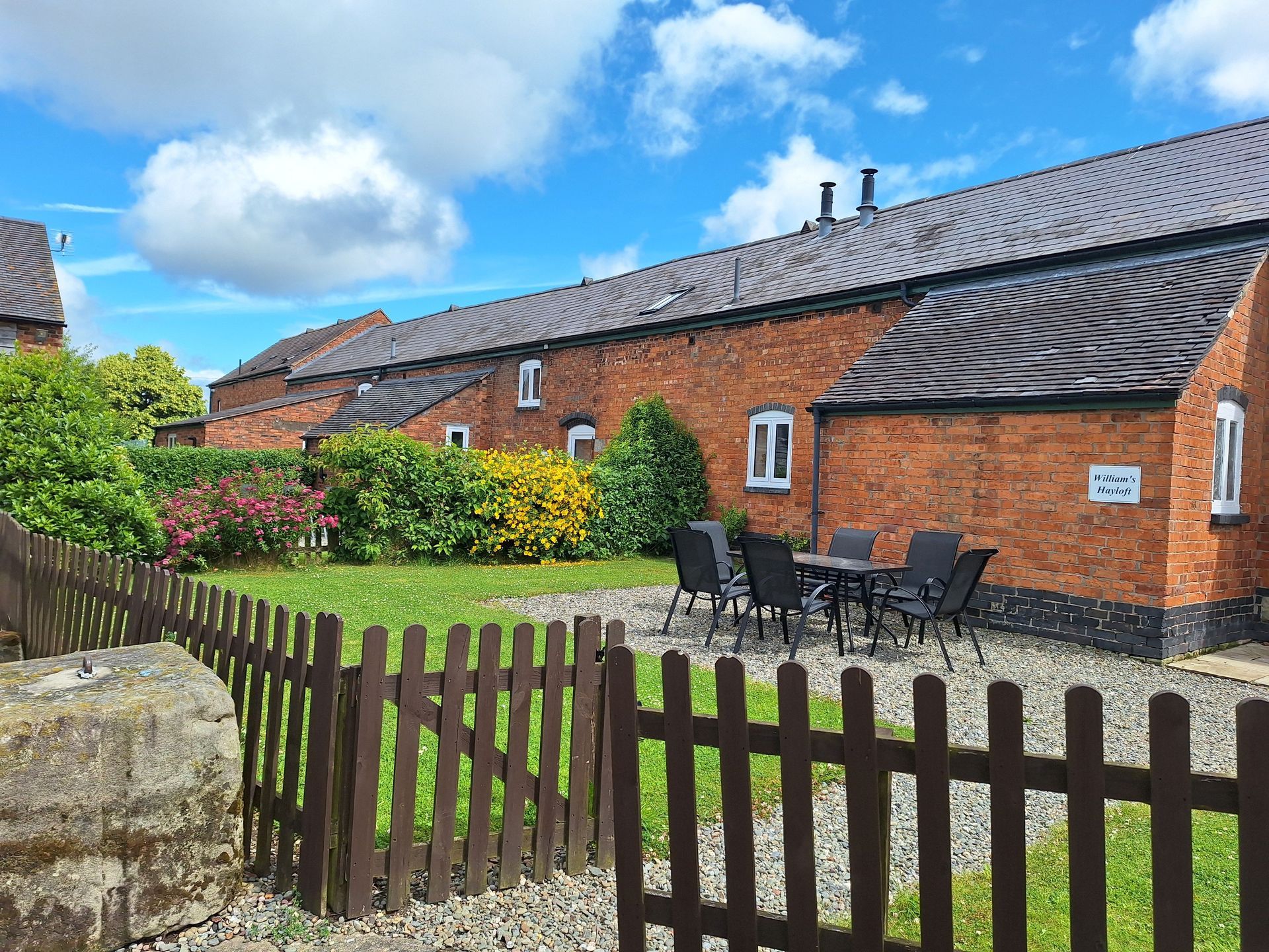 Williams hayloft holiday let with garden and patio table and chairs