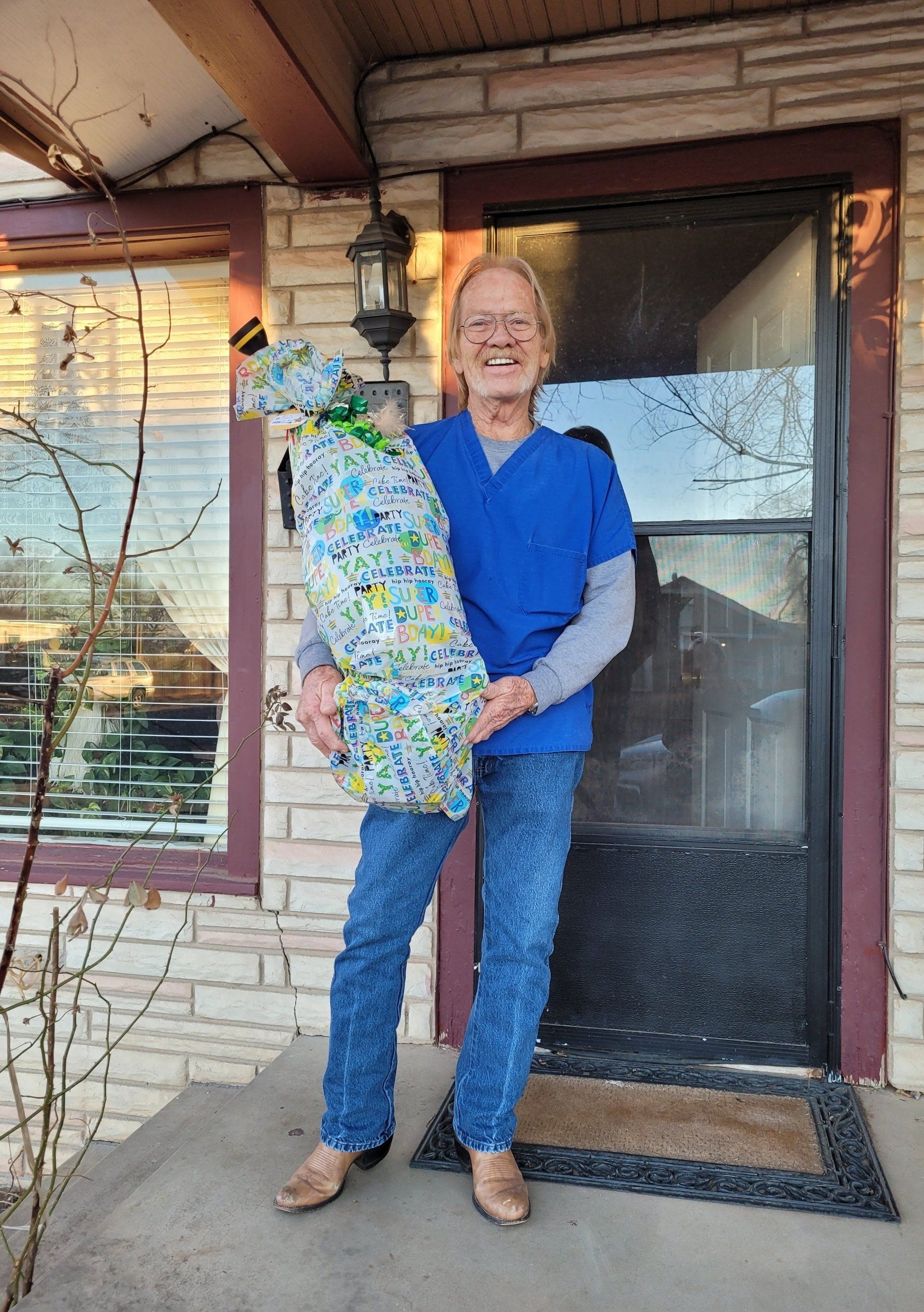 Alan, 2021 Pretty Yard Gift Basket Recipient