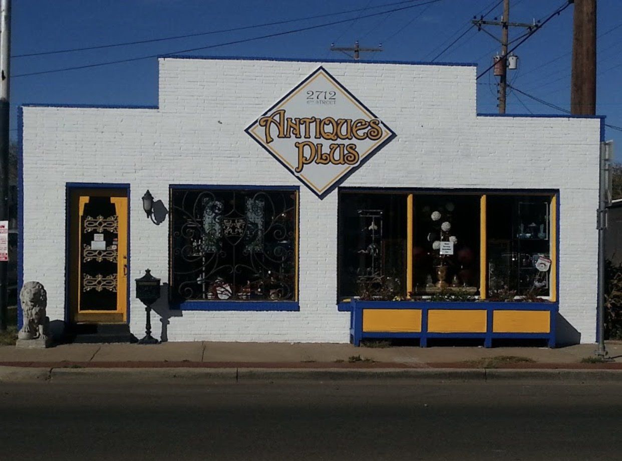 Decades Collectables on Historic Route 66 in Amarillo, TX