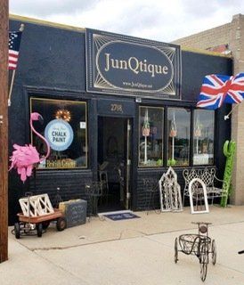 Whispering Pines Antique store on Route 66 in Amarillo, TX