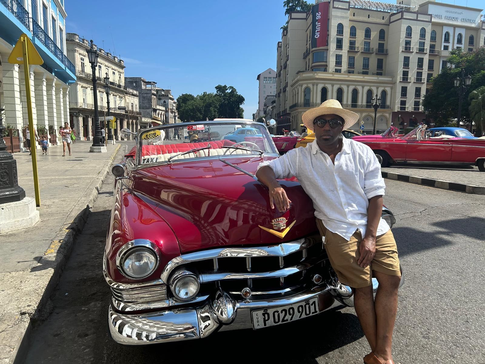 black travel to Havana