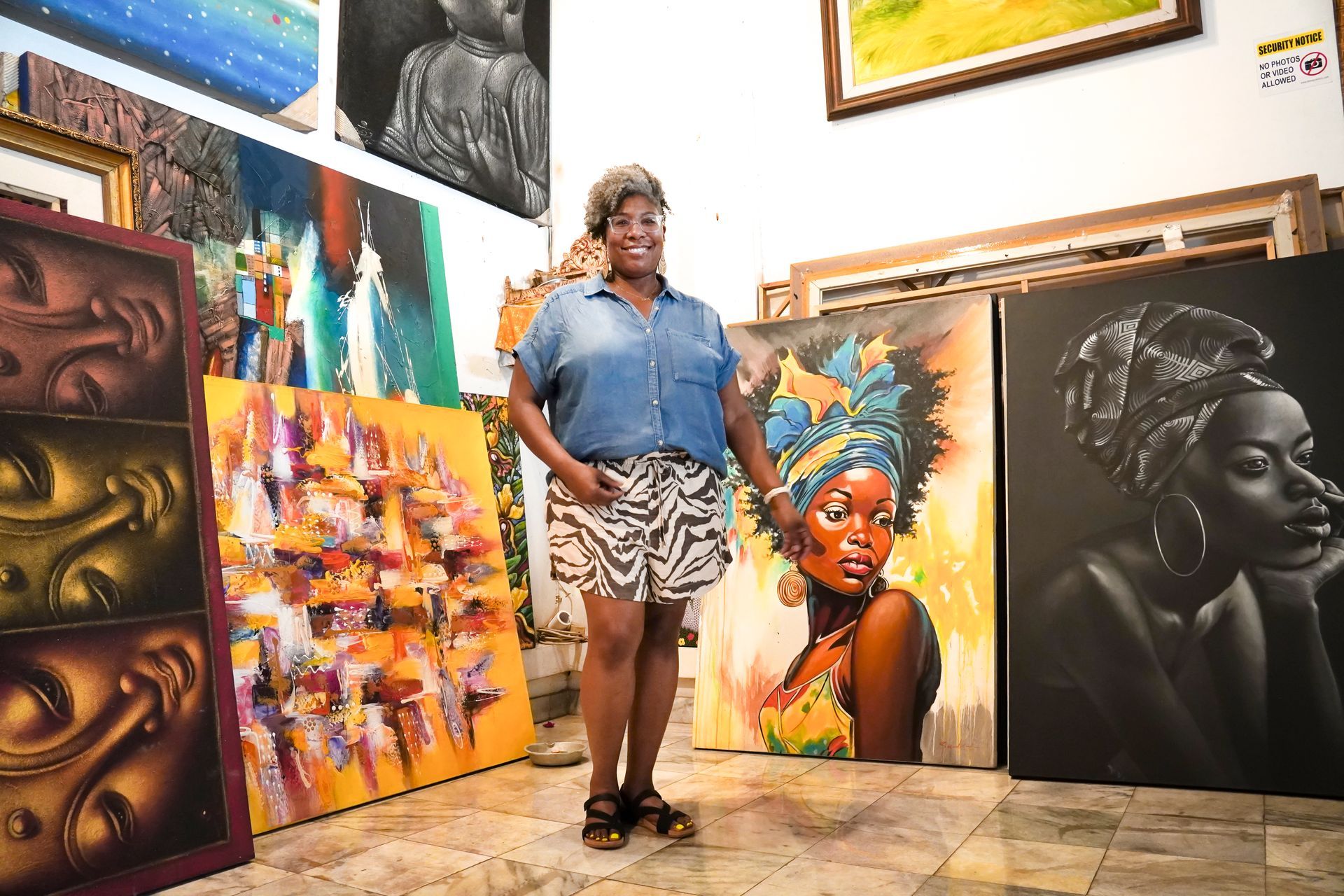 black women traveler in Bali