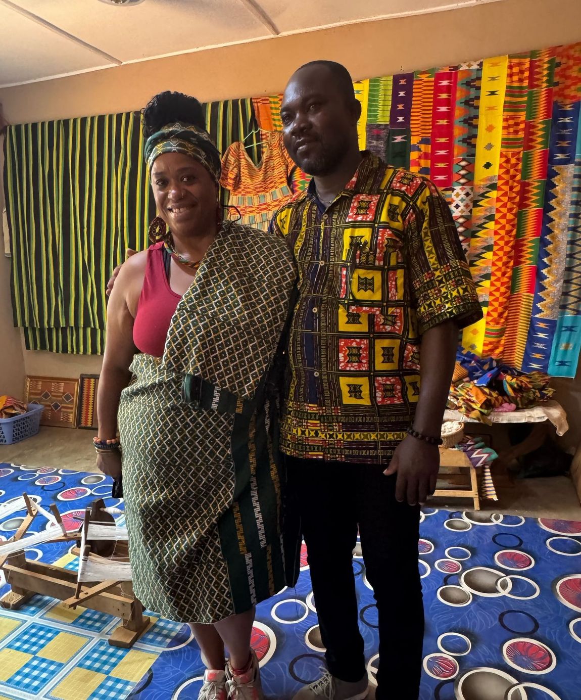 Kente cloth and black women travelers in Accra