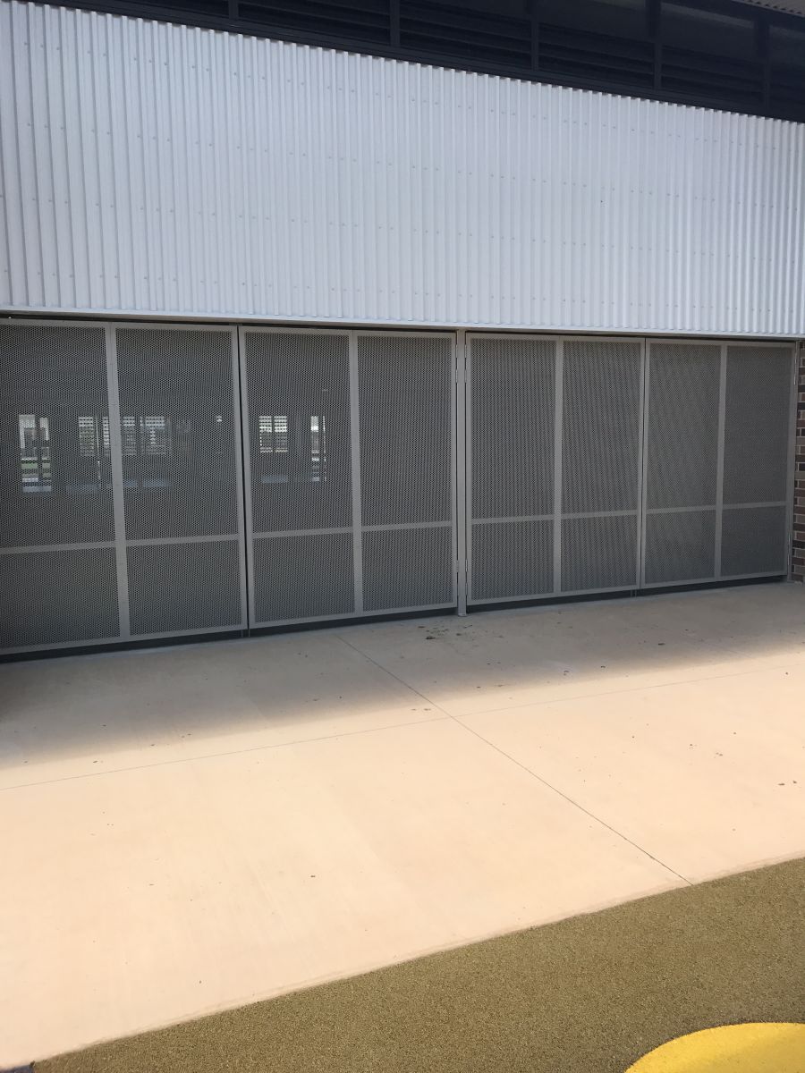 Aluminium Louvre Screens Around School Playground — Norfab In Bohle, QLD