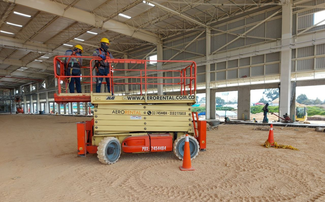 Plataforma tipo tijera