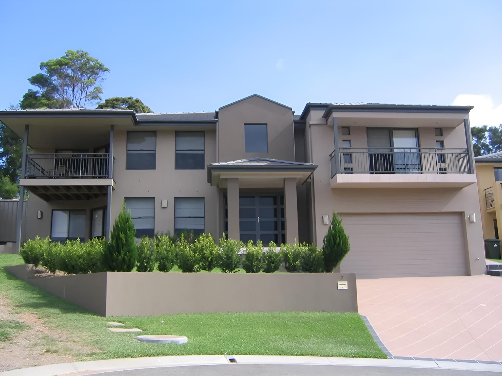 A Large House With a Garage and a Balcony — Aspex Construction - Lou Pieren In Port Macquarie, NSW