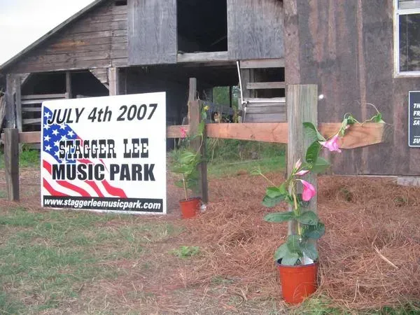 A sign that says july 4th 2007 on it