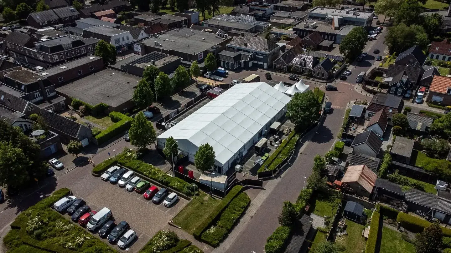 Grote feesttent huren