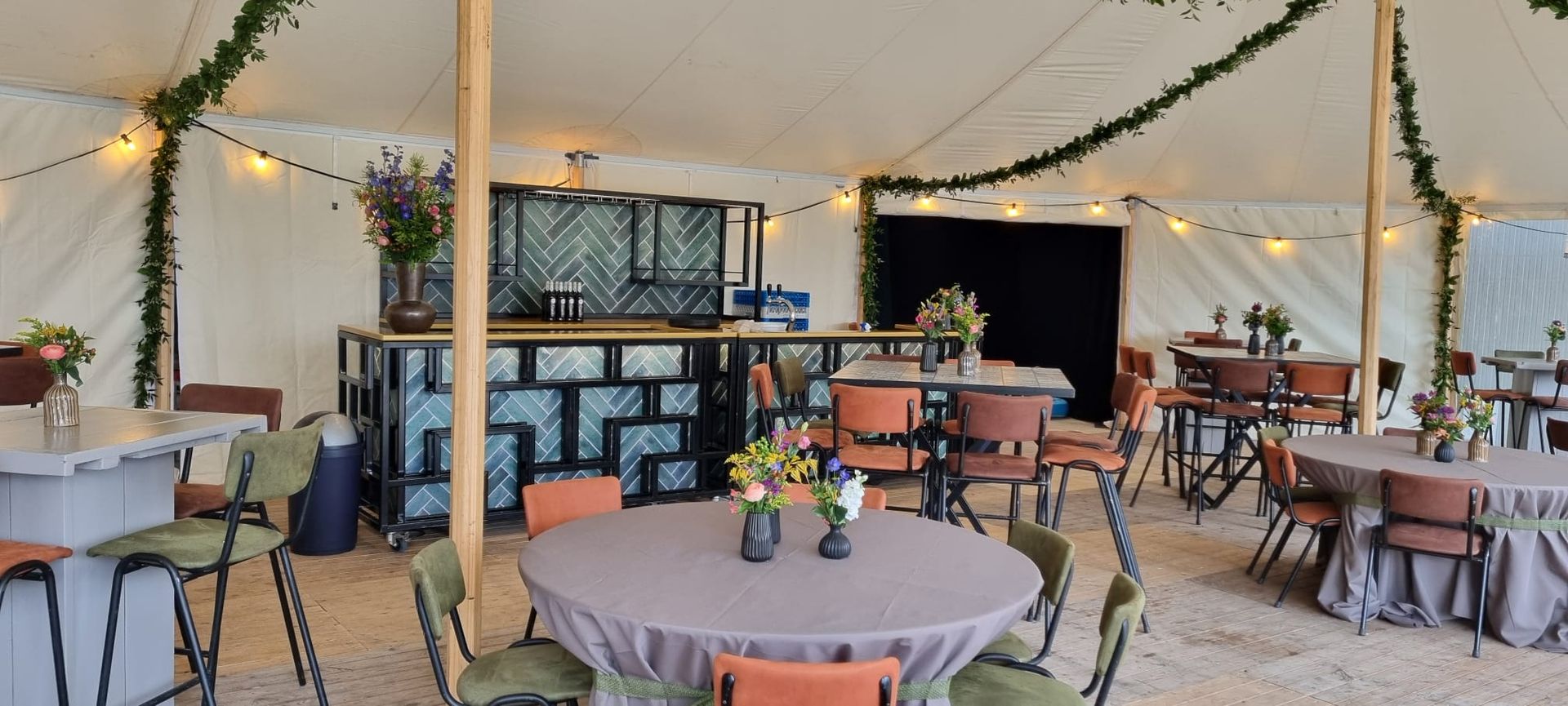Sailclothtent voor bruiloft in Friesland