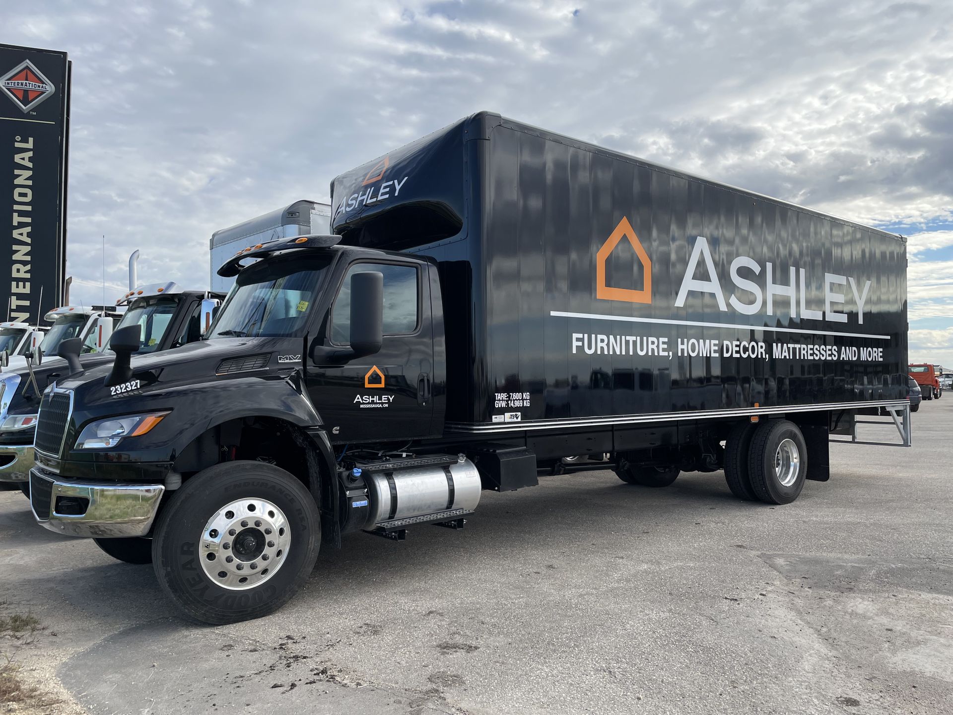 ITB Trucks - Furniture Delivery - Ashley Furniture - Side View