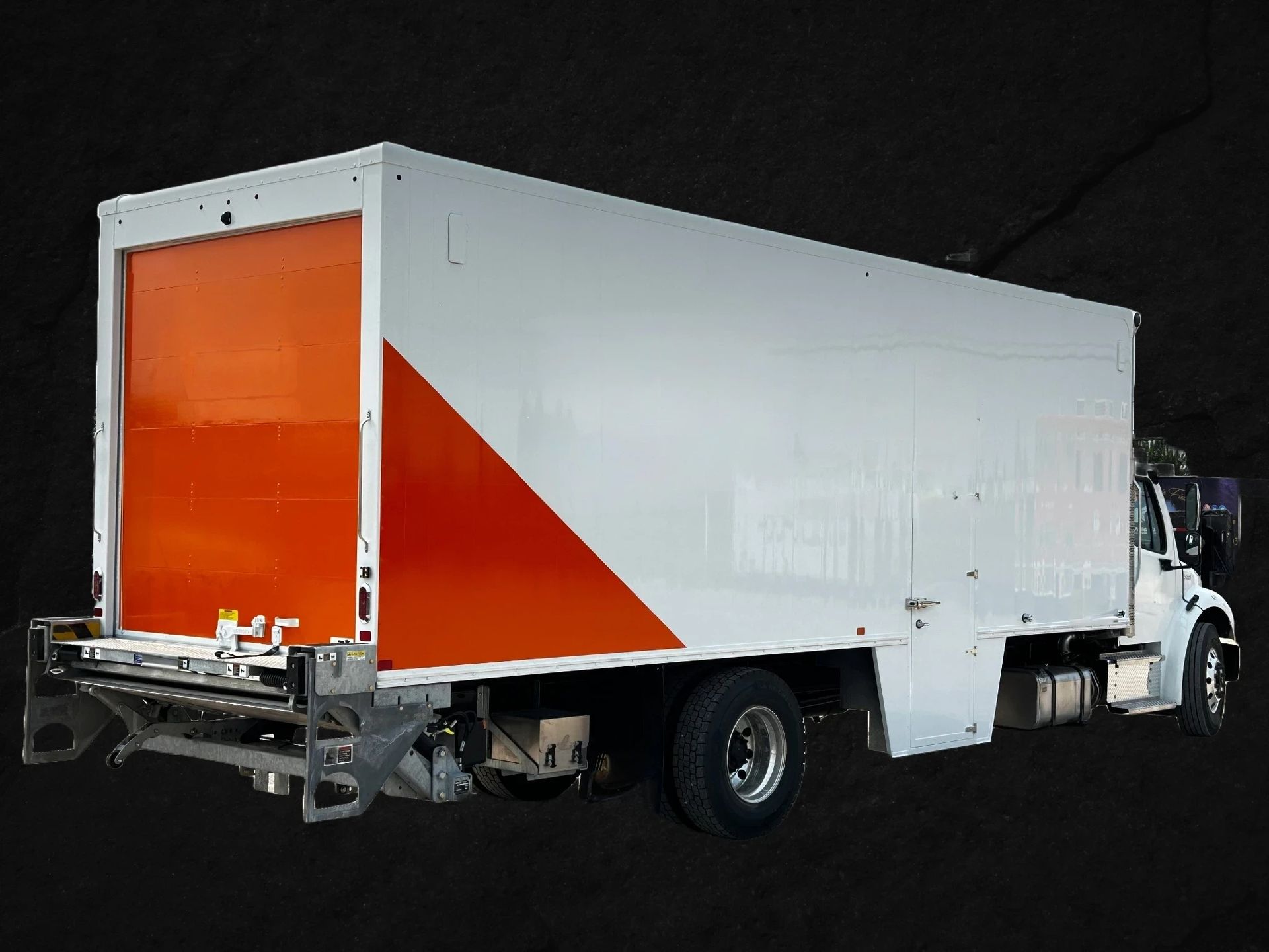 International Truck Body - Laundry Body