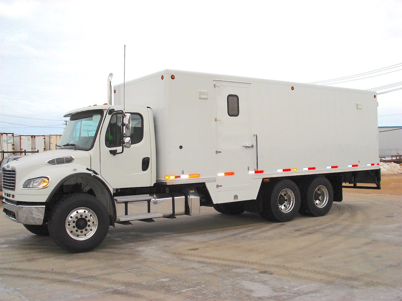 ITB Truck Body - Oil Field Custom Truck - Custom Cargo
