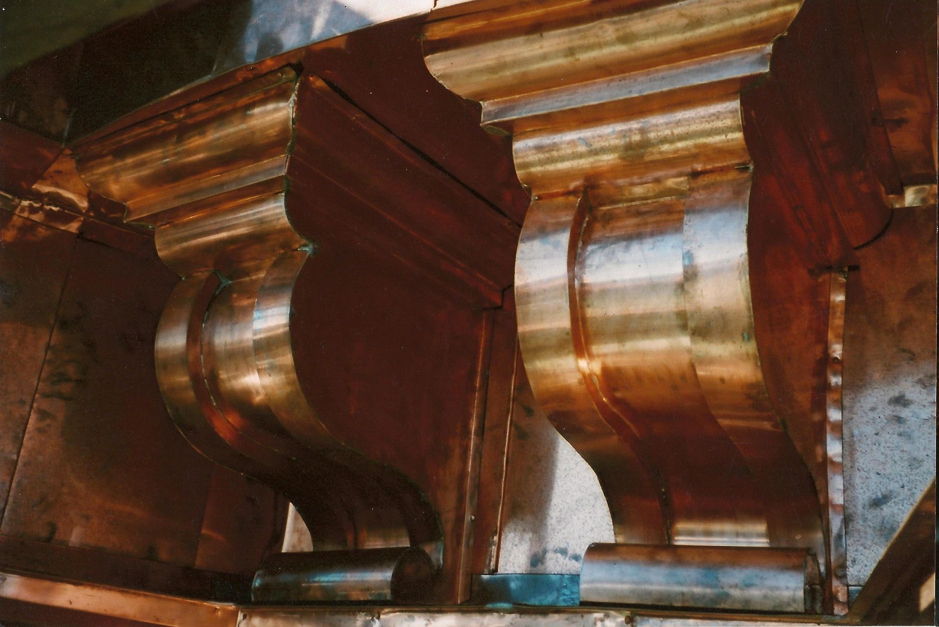 fabrication moulure et pliage décoration sur mesure métallique