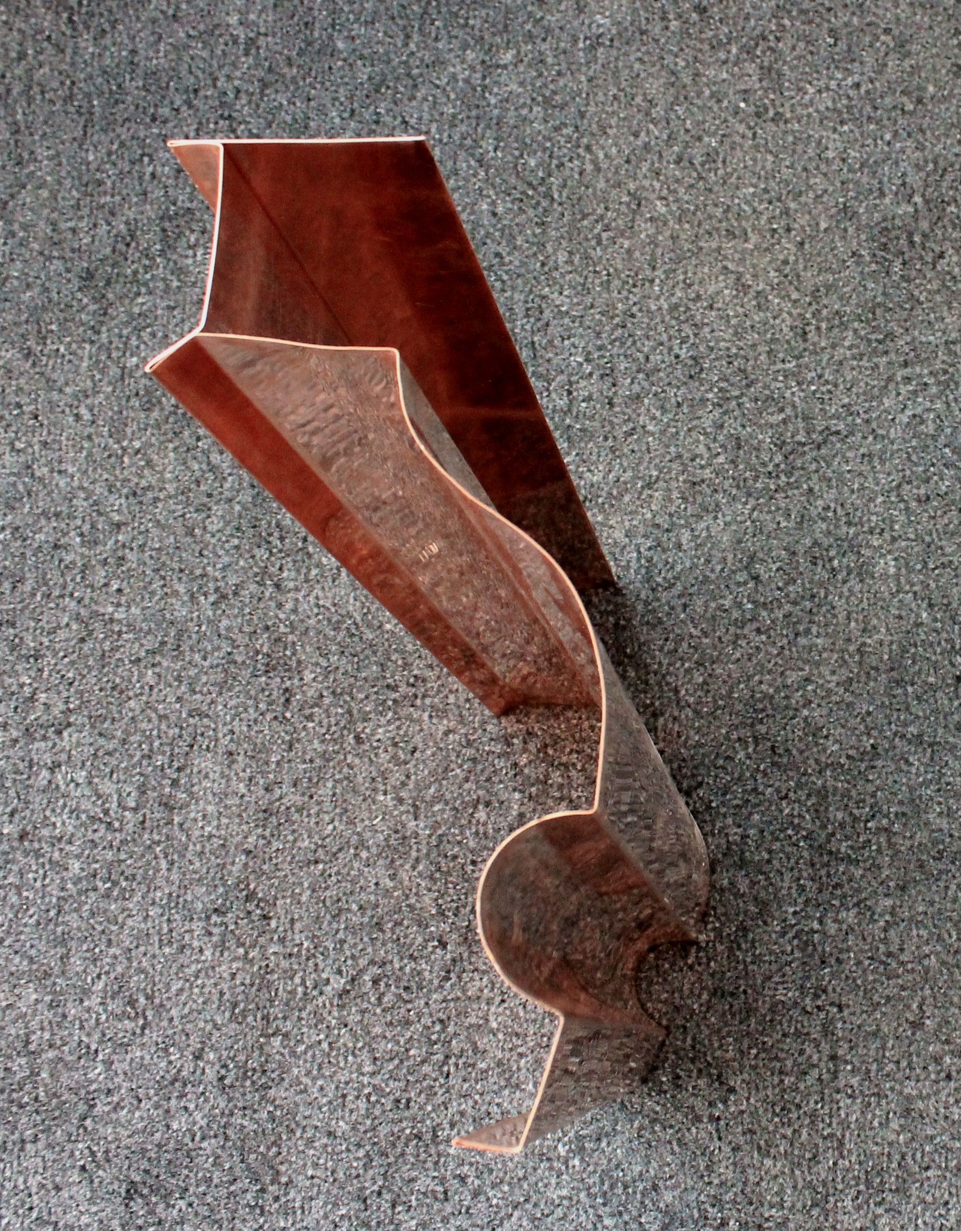 fabrication moulure et pliage décoration sur mesure métallique
