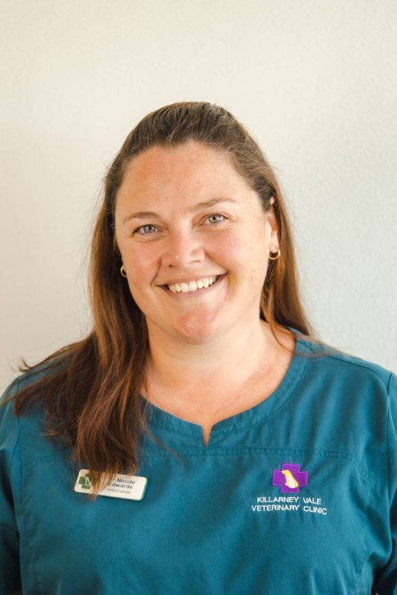 Dr Nicole Edwards