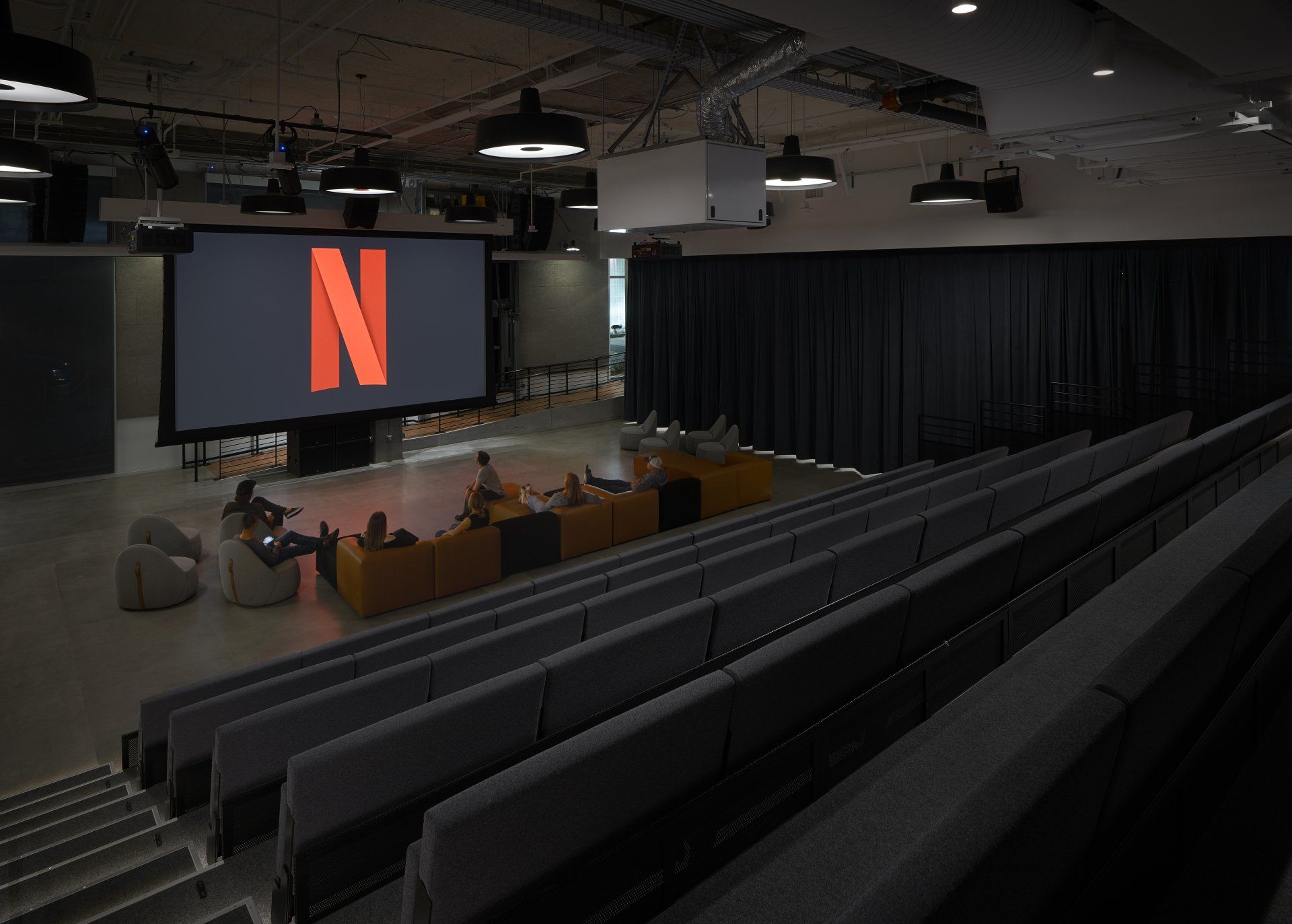 A large screen with the letter n on it