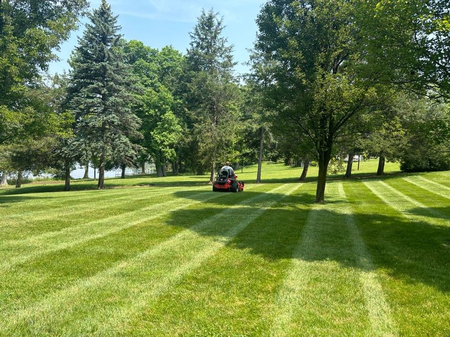 lawn mowing in battle creek mi