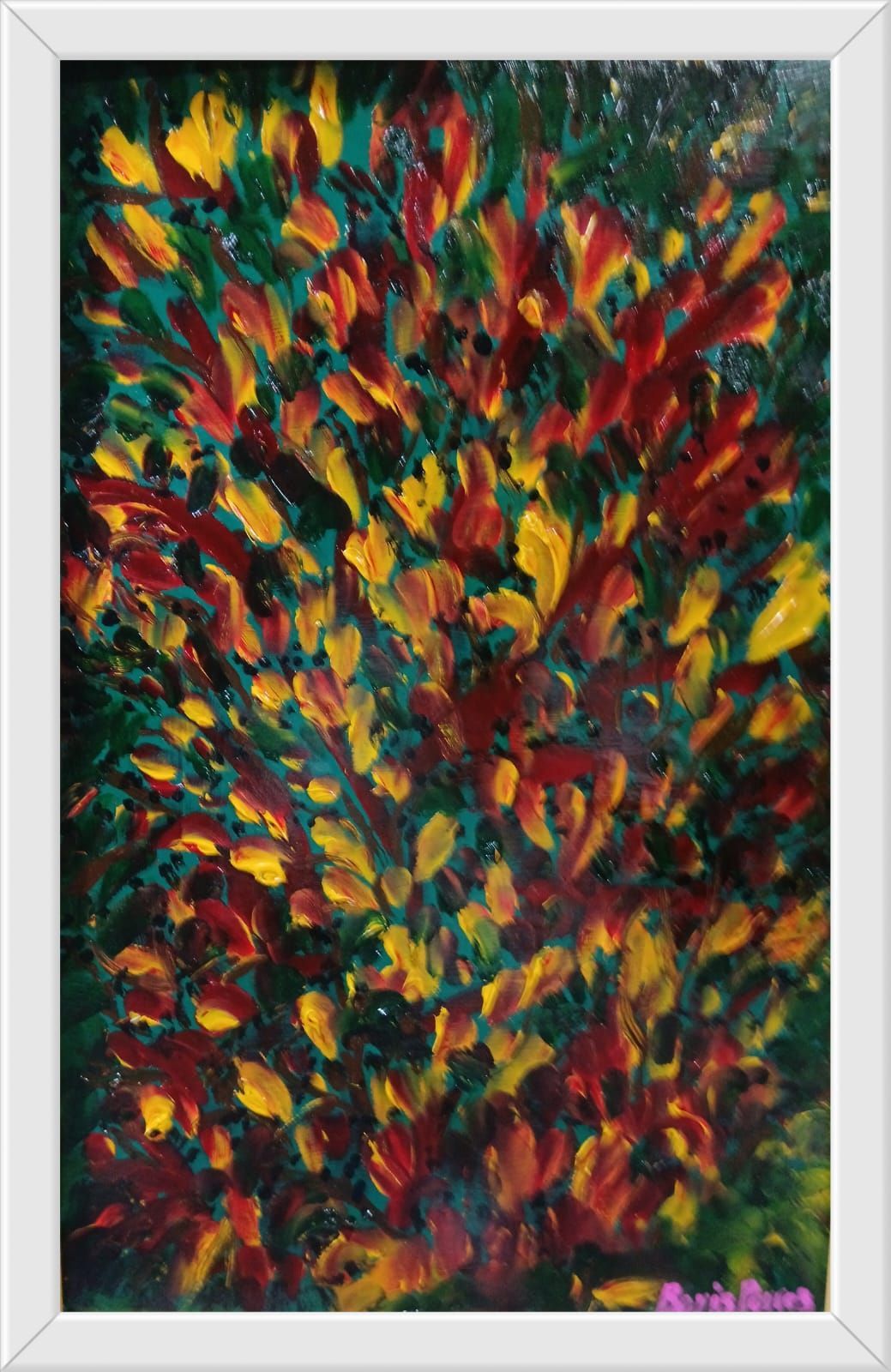 Pintura abstracta de follaje denso con pinceladas rojas, amarillas y verdes.