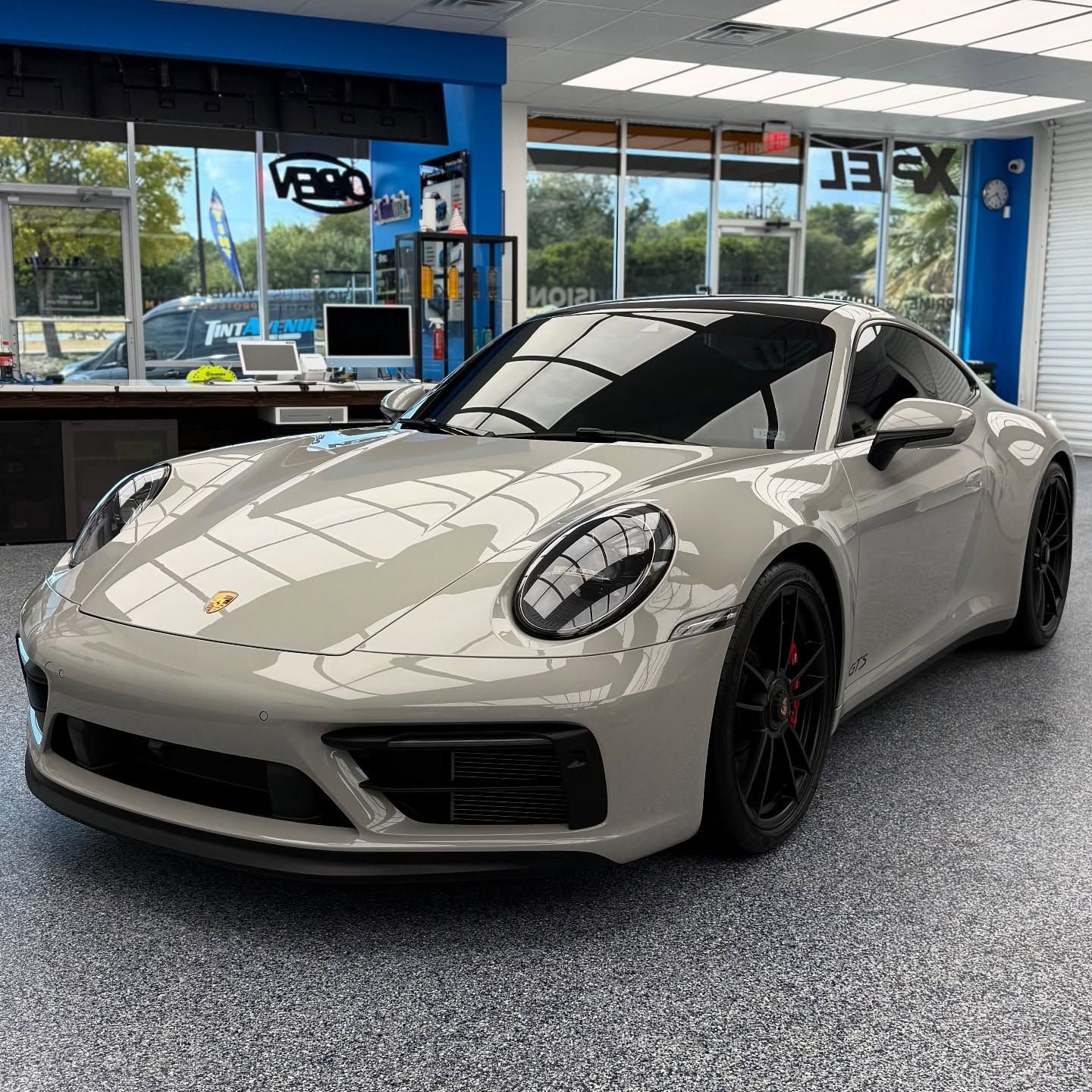 Auto window tinting San Antonio