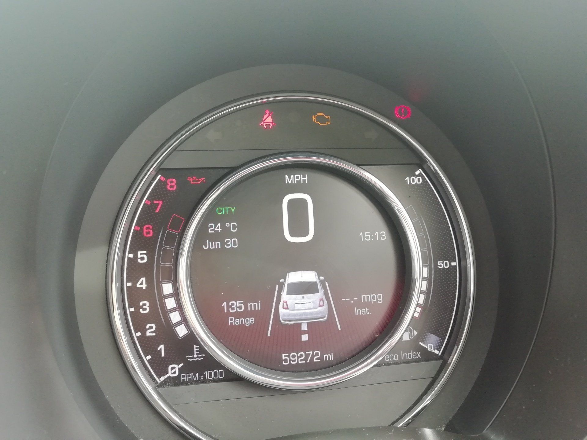 Built in Fiat 500 S digital dashboard