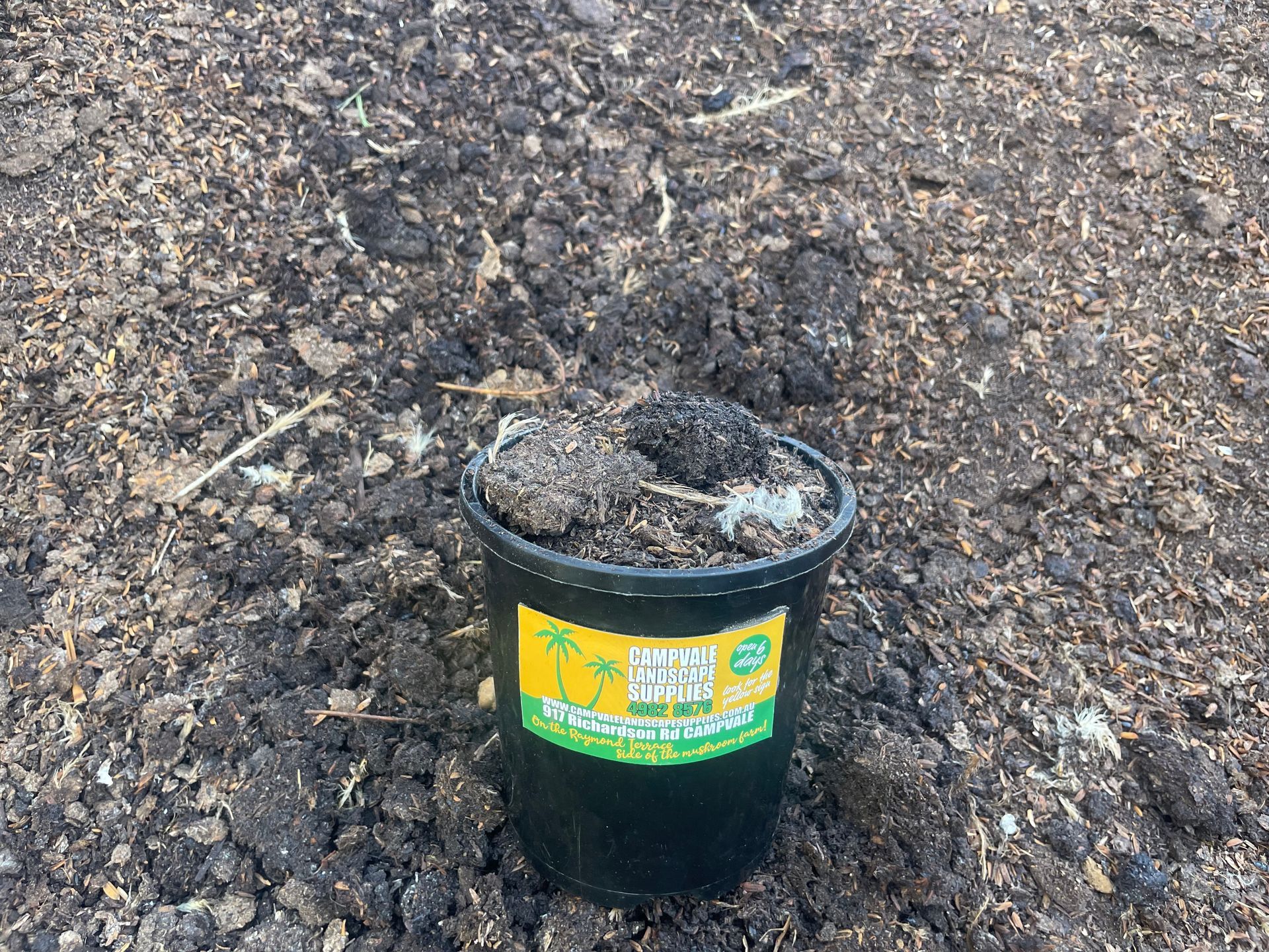 Wood Chippings — Campvale, NSW — Campvale Landscape Supplies Wood Chippings — Campvale, NSW — Campvale Landscape Supplies