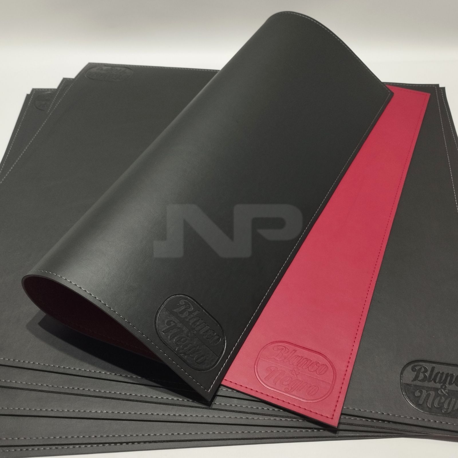 carta menu en ecocuero np cueros