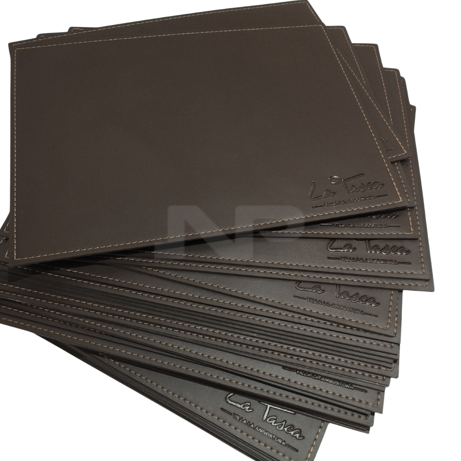 manteles  individuales en ecocuero np cueros