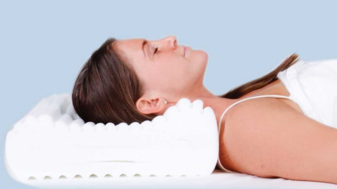 Contour Pillow