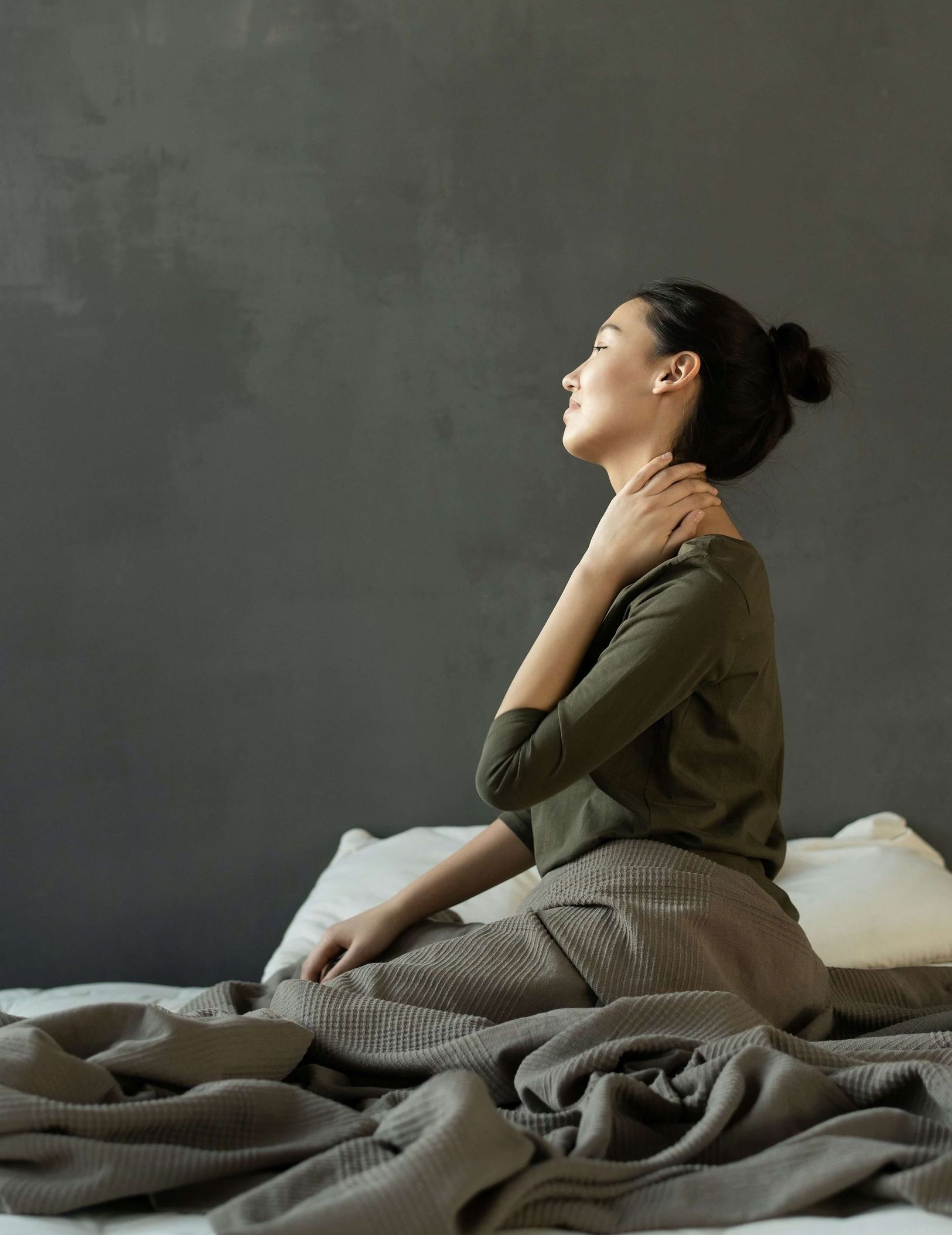 What Causes Neck Pain? What Causes Neck Pain?