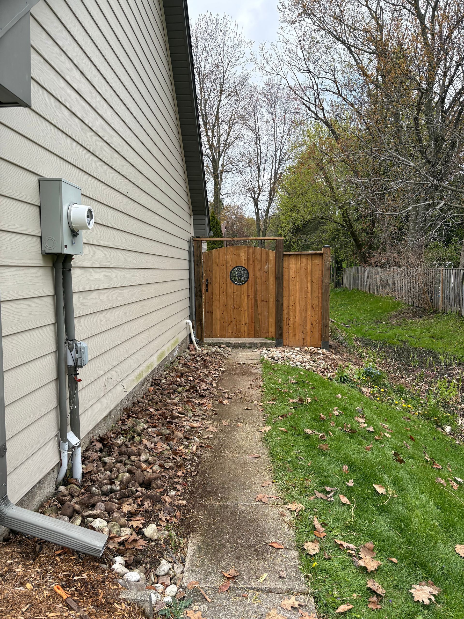 calidona fence installation