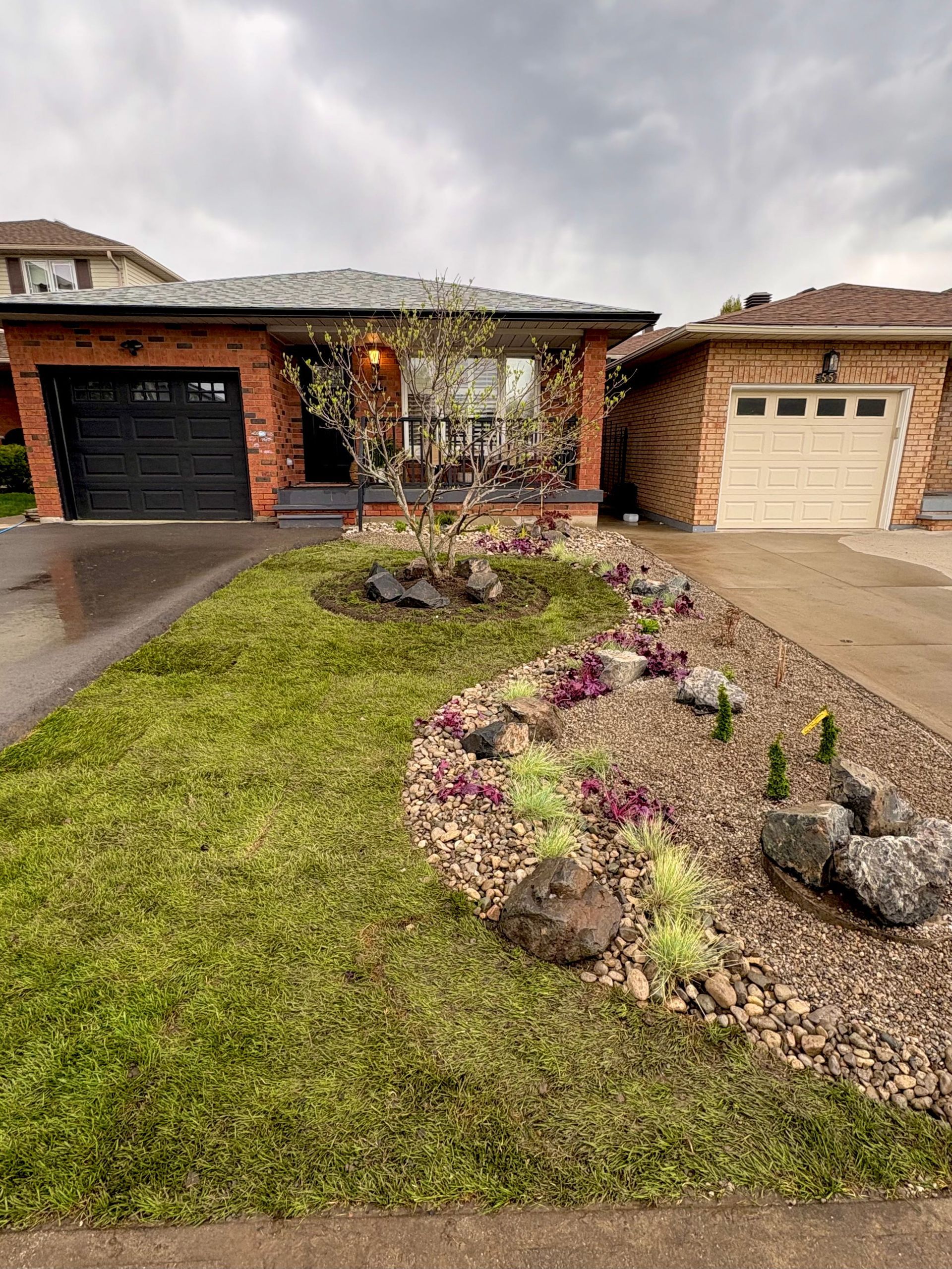 monarch landscaping hamilton garden design install ontario