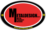 Logo Metadesign SAS in un ovale rosso con testo nero e dettagli gialli.