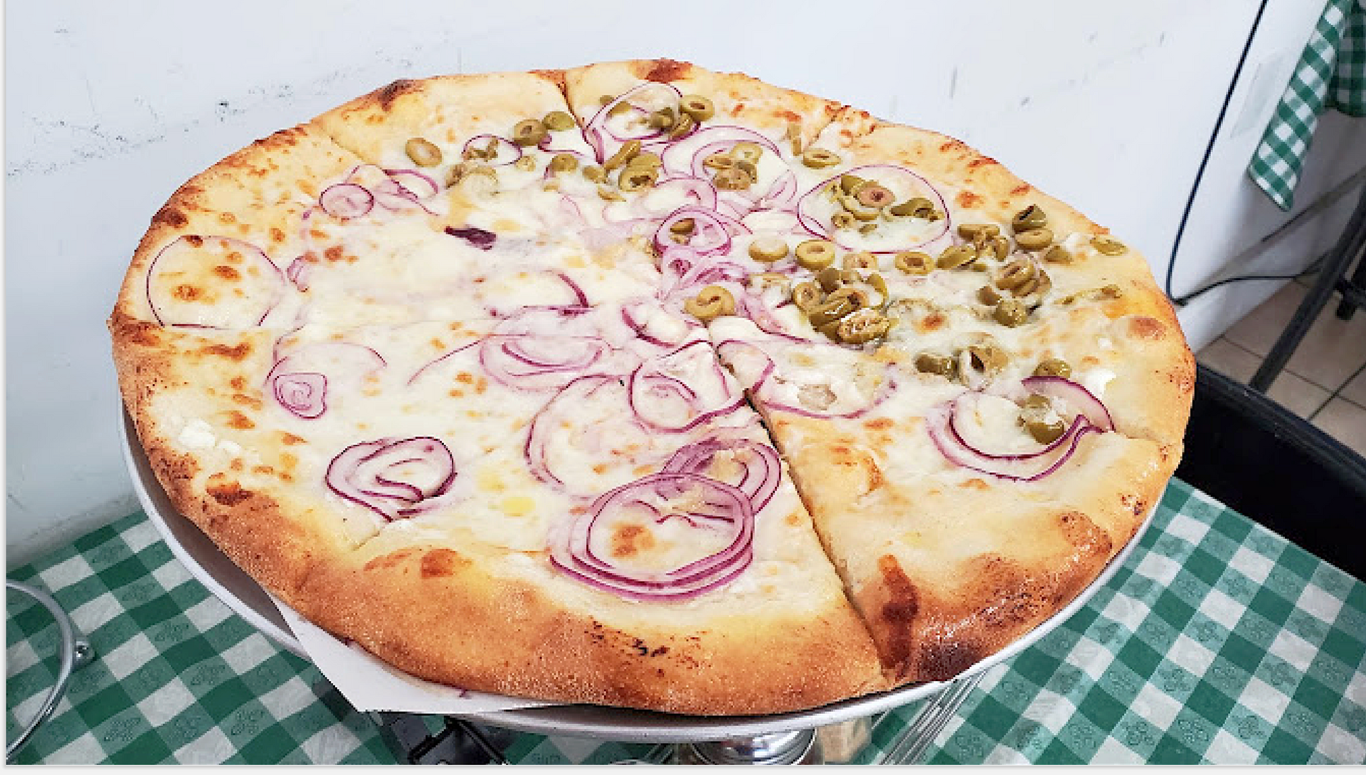 half & half pizza