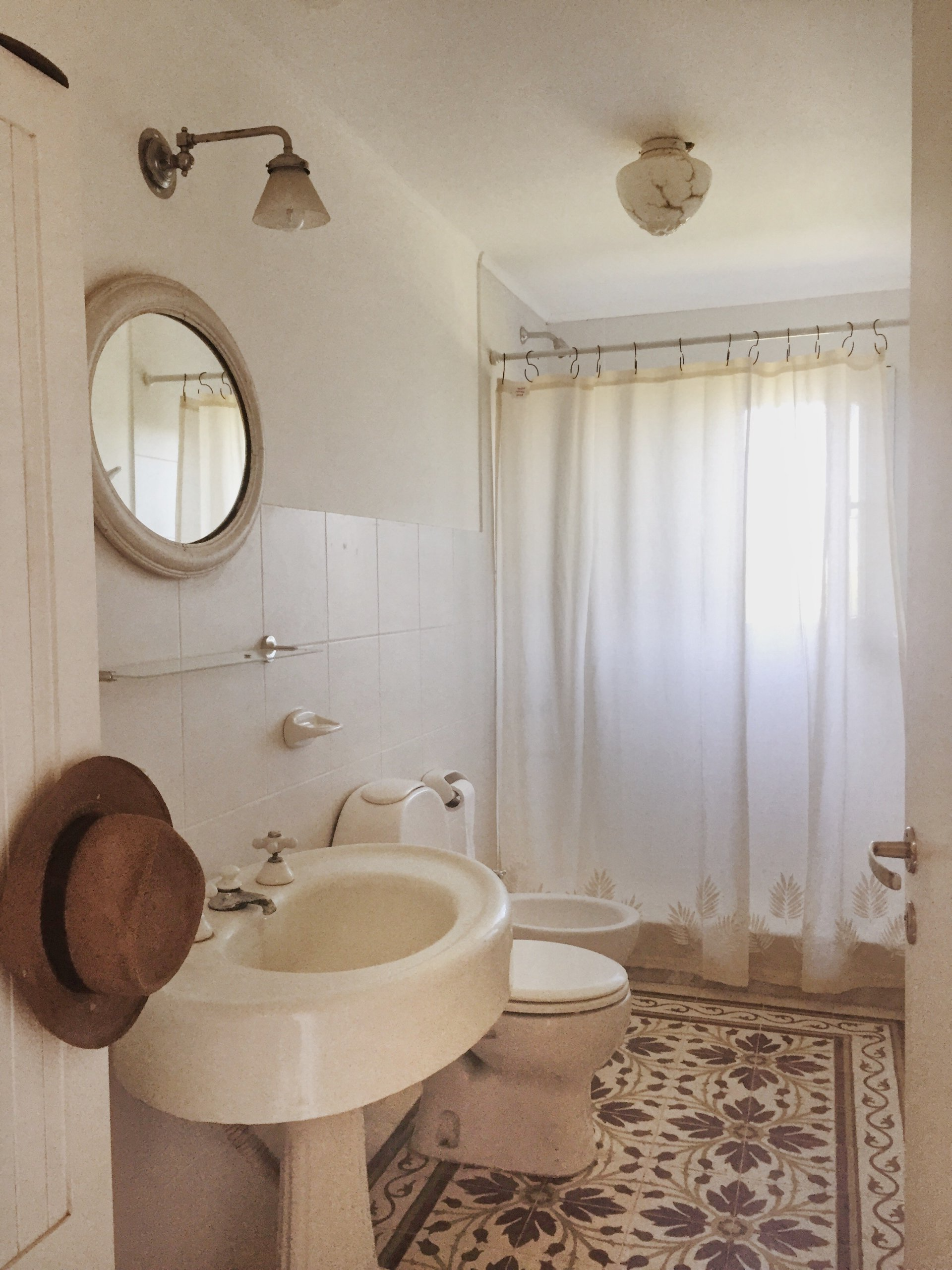 Antes e depois casa de banho pequena