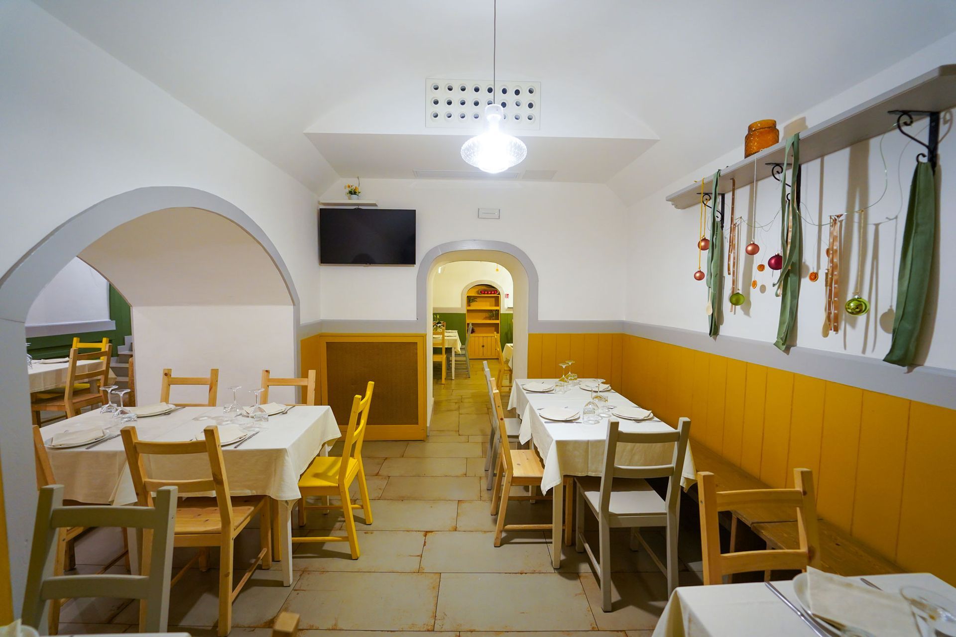 Mo è osteria