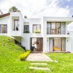 Steps to Take to Avoid a Foreclosure