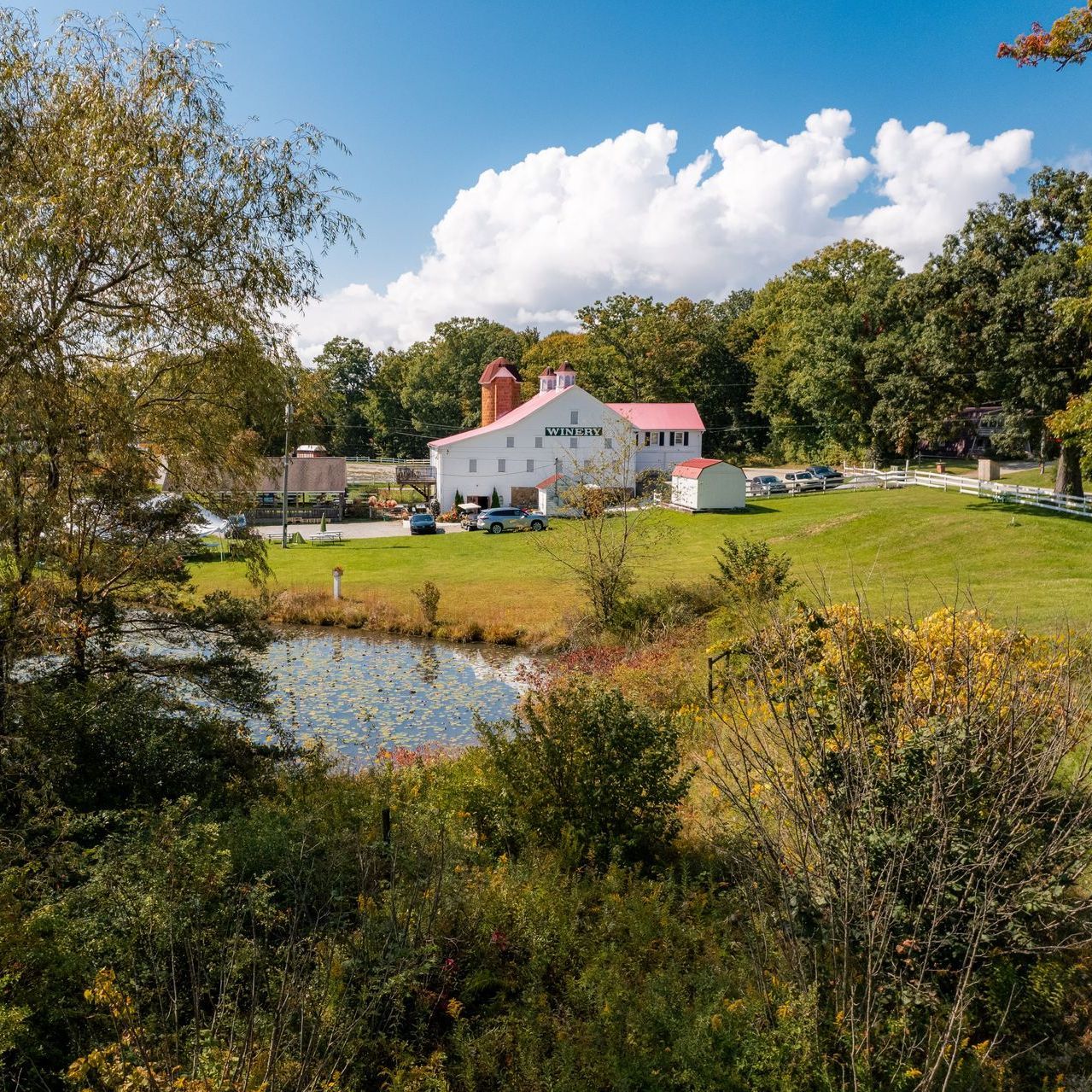 Christian W. Klay Winery - Photo of the property and barn