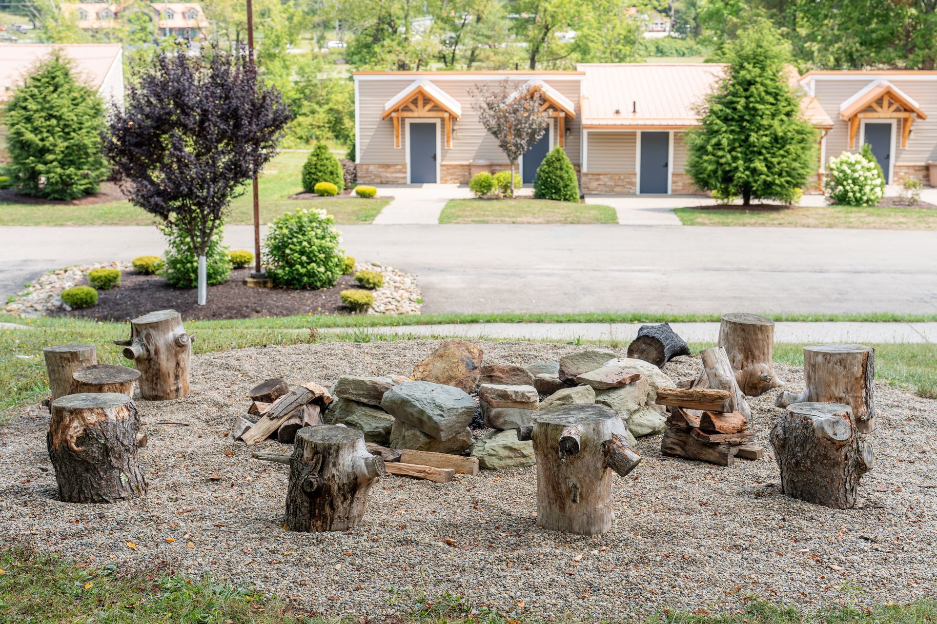 outdoor fire pit at lodge at chalk hill