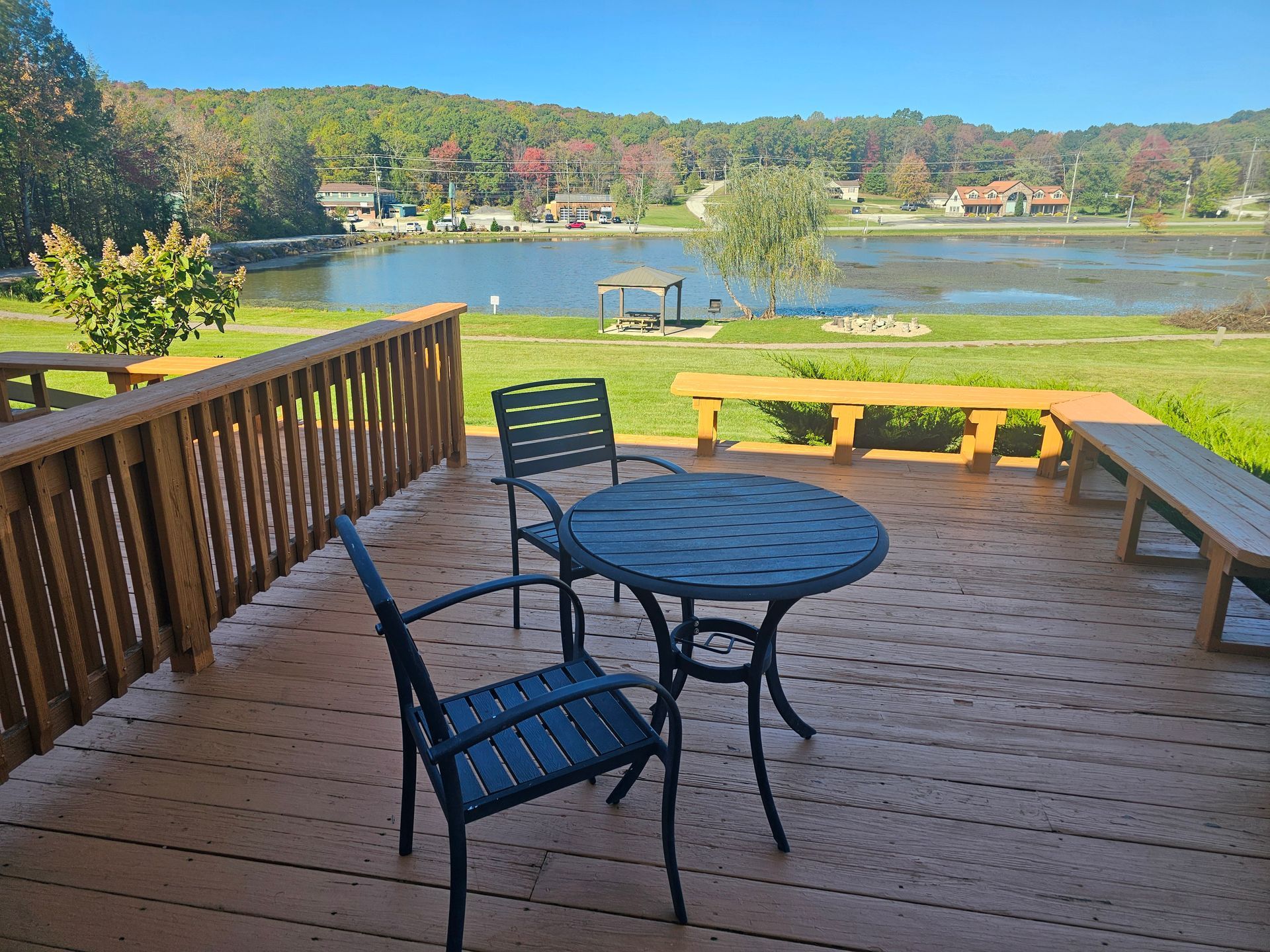 private lake view deck