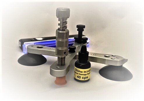 The only holding structure that manipulates the glass. Can flex open the entire break and every leg at once. Eliminates manually flexing legs and can replace or enhance vacuuming. Windshield Repair Kit with 40cps resin