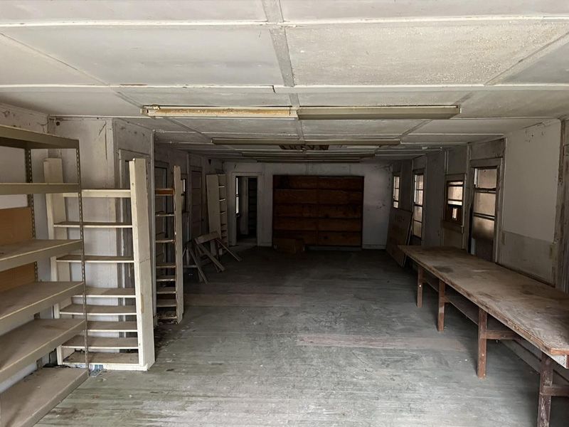 commercial junk removal, office cleanouts, commercial cleanouts, diana, longview tx, titan junk removal