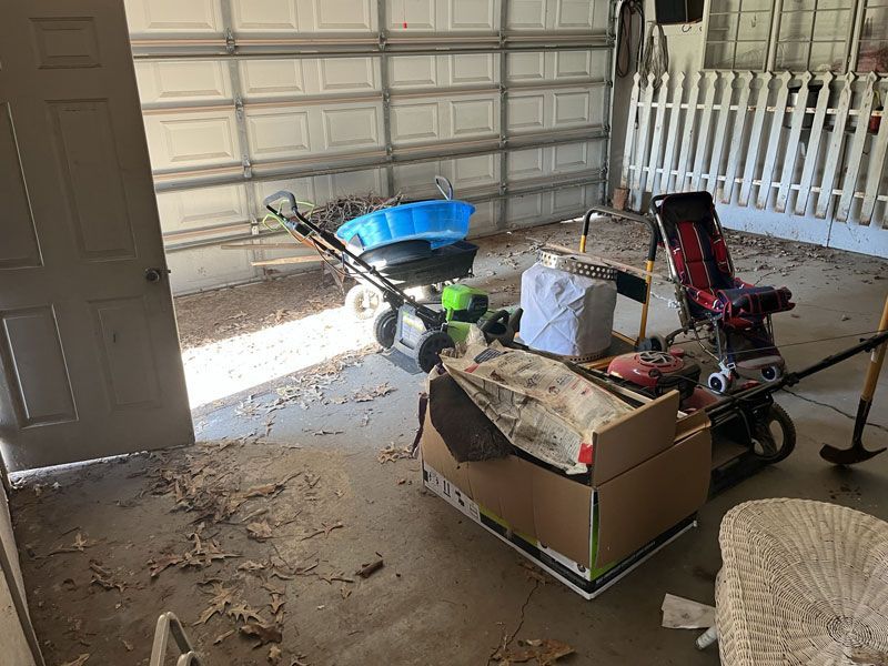 house after estate cleanout in Diana TX