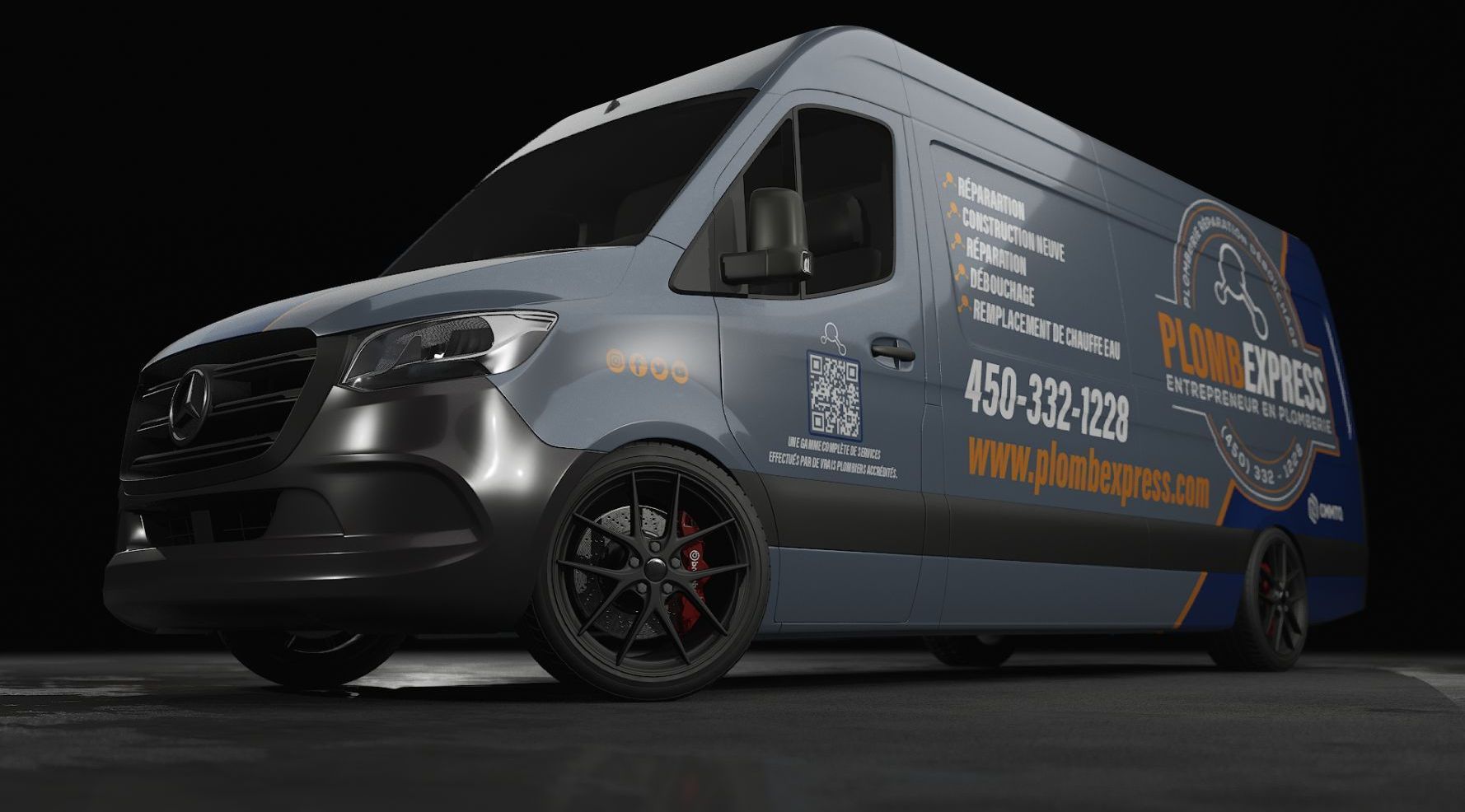 Fourgonnette grise avec roues personnalisées. Le logo latéral affiche le nom et les coordonnées de l'entreprise Plombe Express rive sud