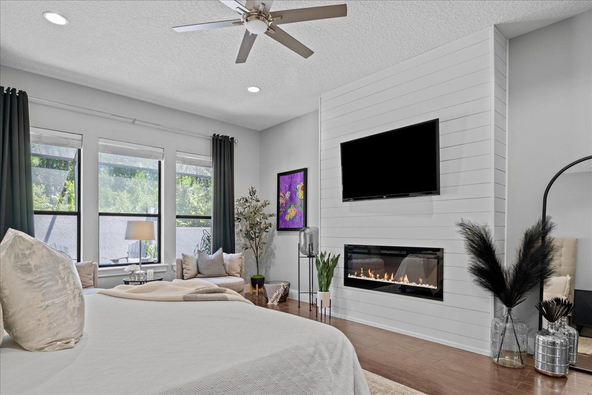 Interior designer in Jacksonville, FL