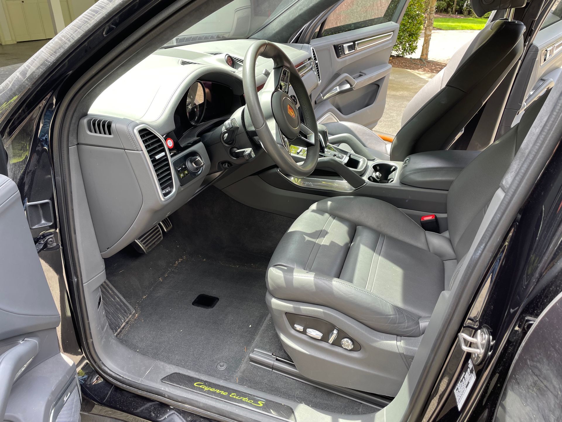 Porsche Cayenne Interior Detail