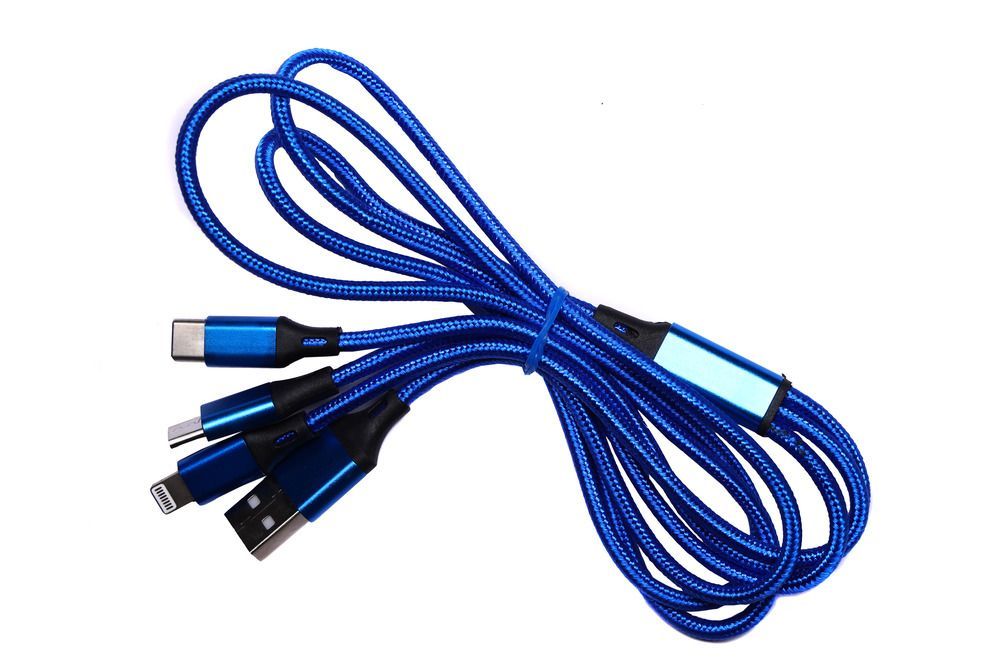 Niebieski kabel z trzema złączami znajduje się na białym tle.