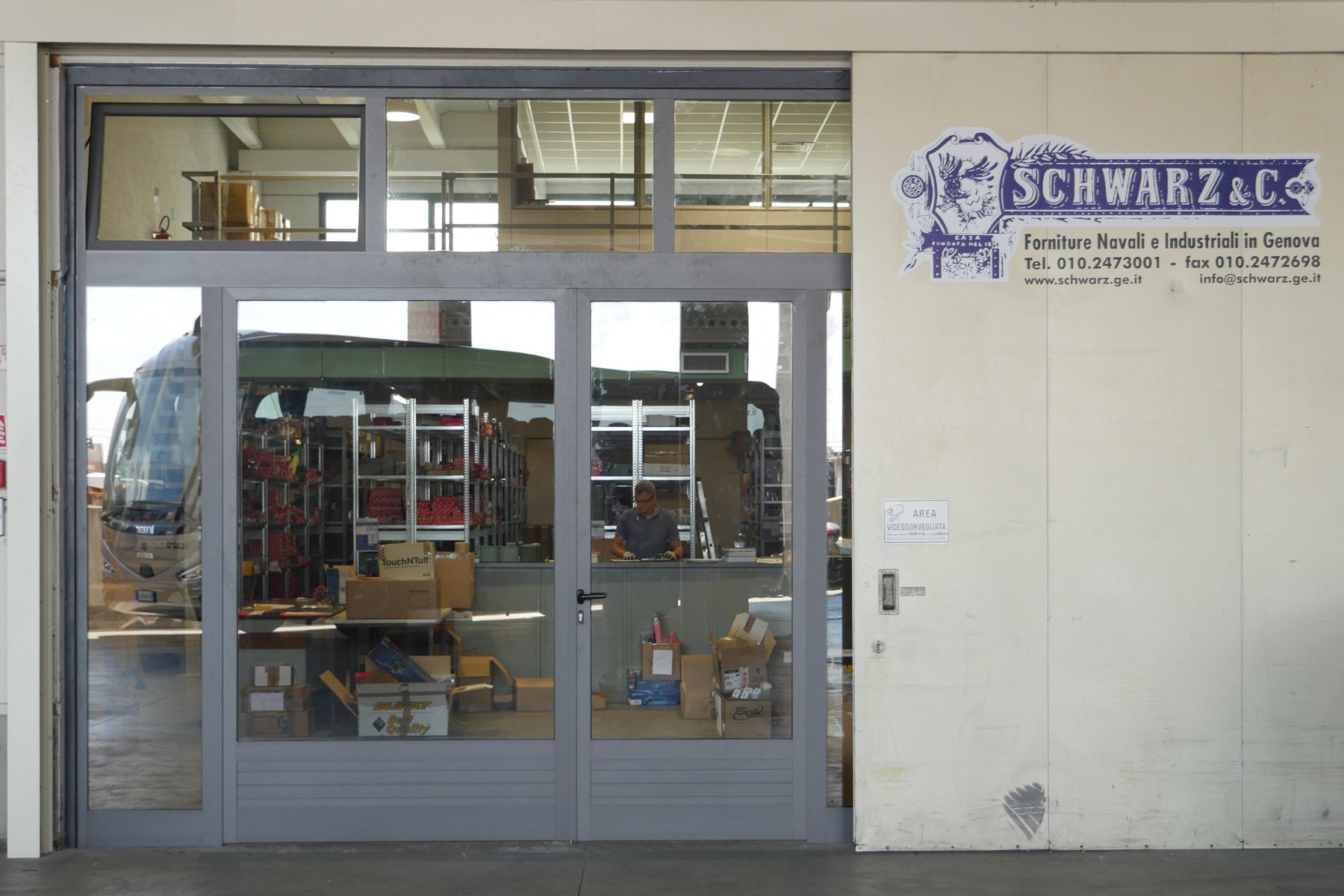 Schwarz & C. S.r.l Articoli e Forniture Navali Industriali