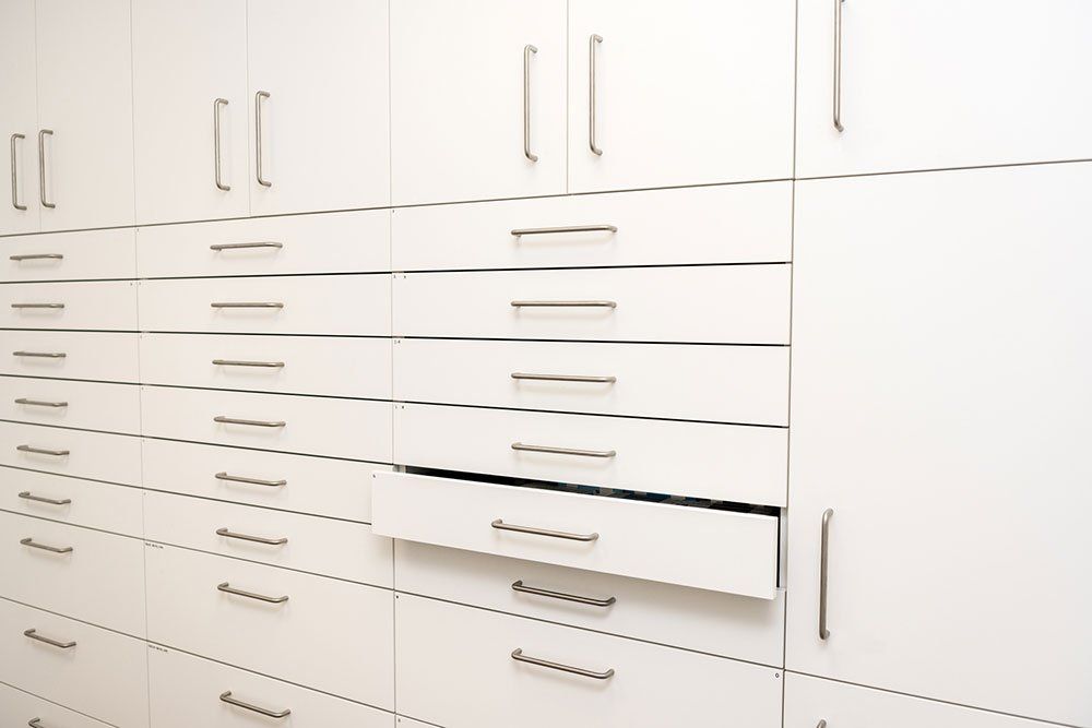cabinet 3