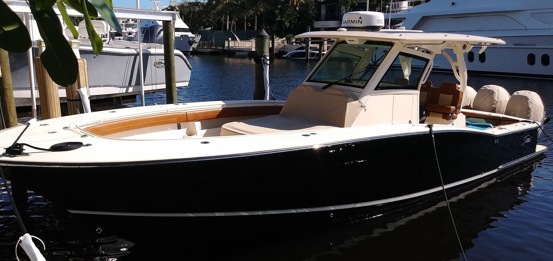 Mega yachts detailed by Ten-Tex Boating